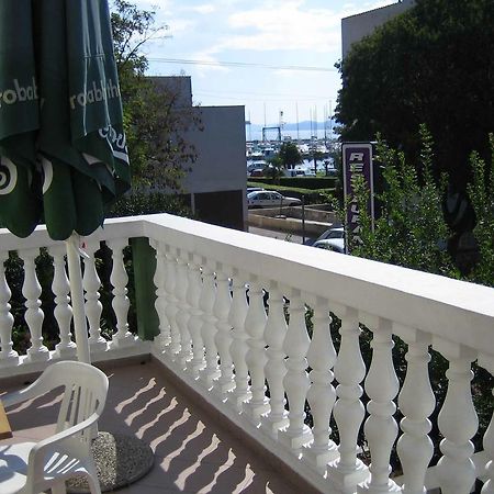 Apartment Alfirev 沃迪切 外观 照片