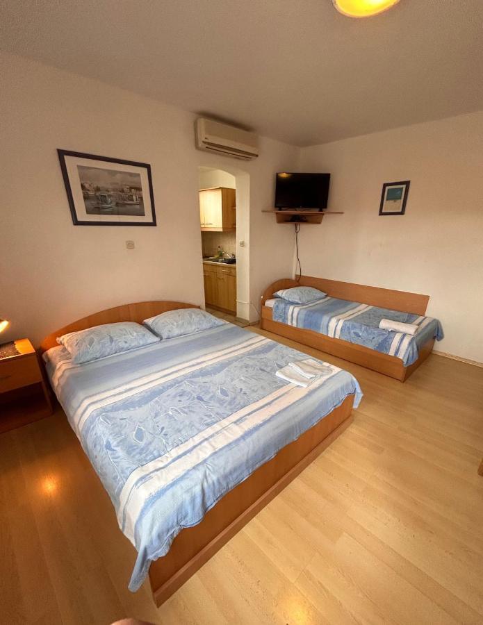 Apartment Alfirev 沃迪切 外观 照片